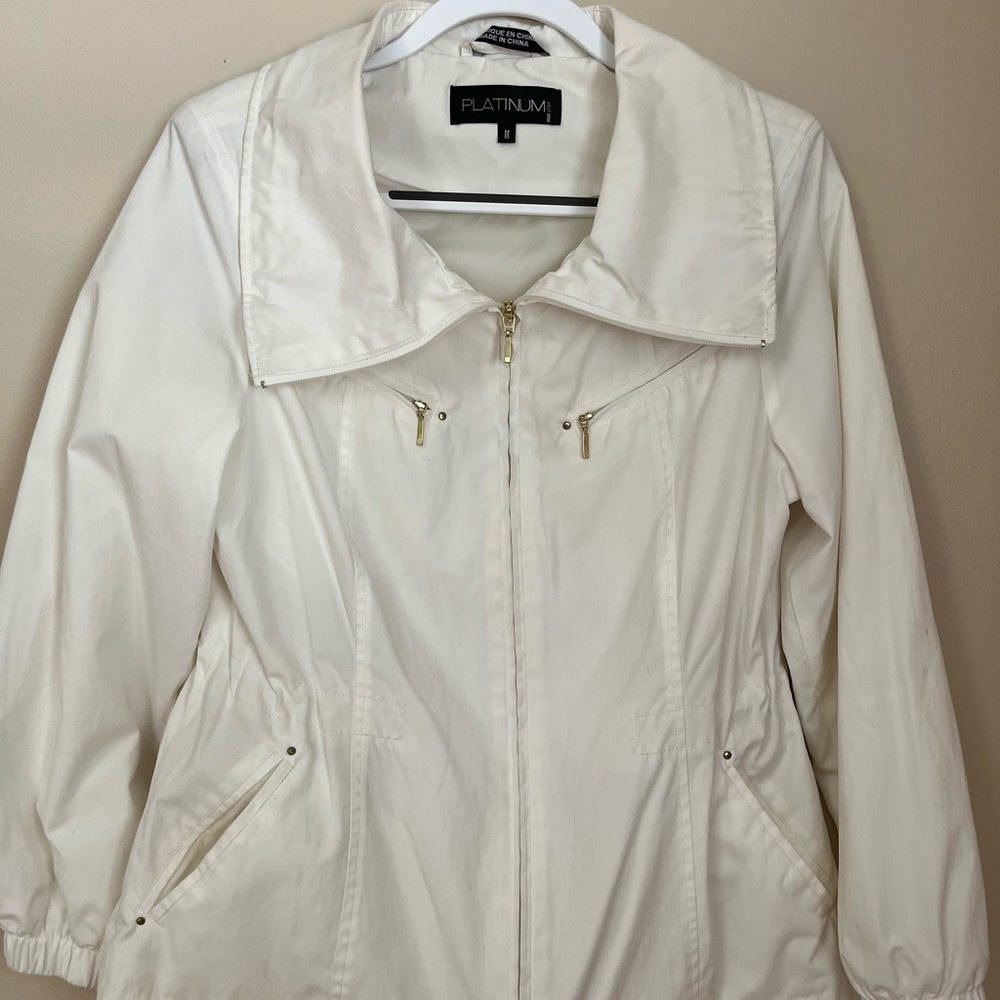 Platinum  By Utex Women’s White Jacket Size: M